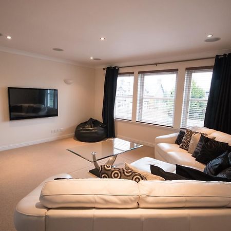 Crown Luxury Serviced Apartment Inverness Buitenkant foto