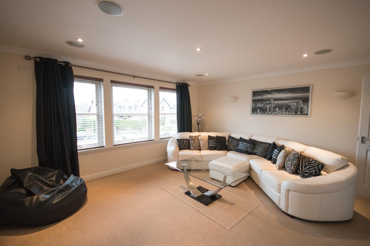 Crown Luxury Serviced Apartment Inverness Buitenkant foto