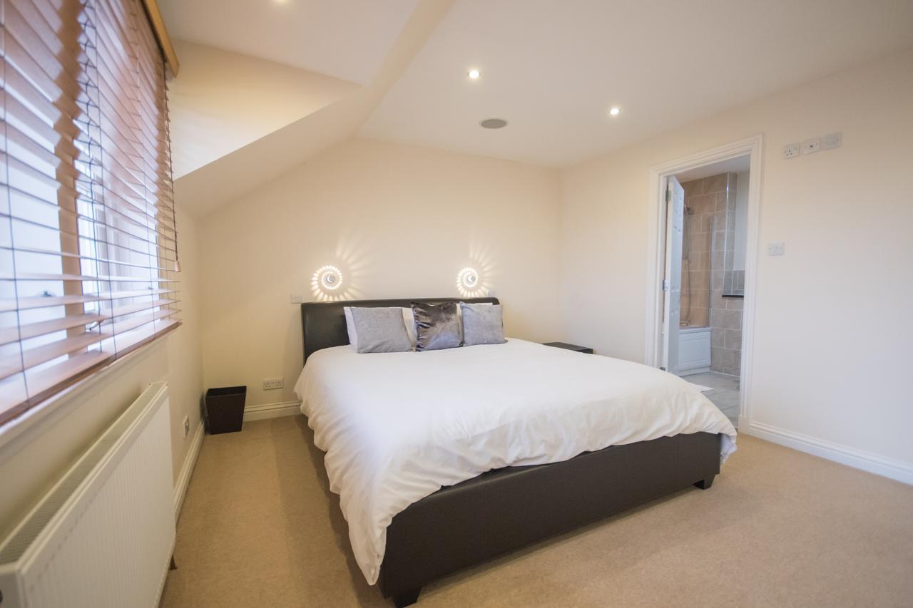 Crown Luxury Serviced Apartment Inverness Buitenkant foto